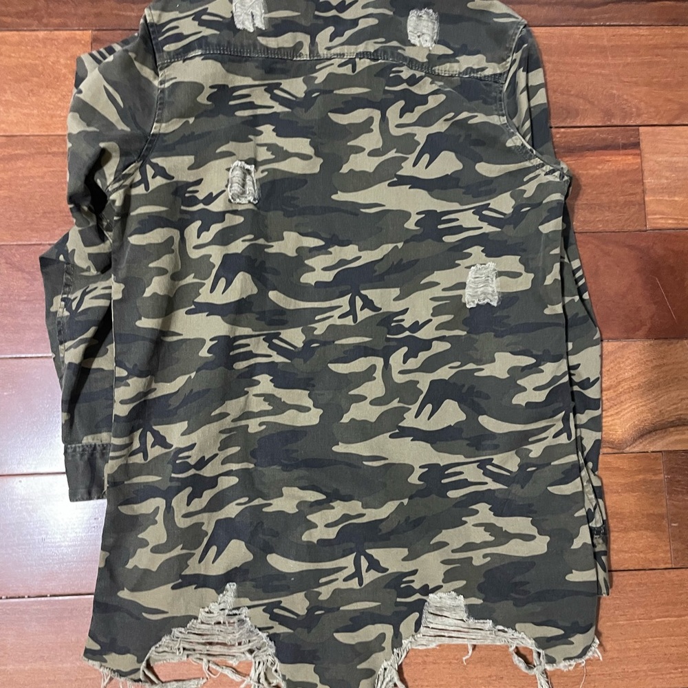 Distressed Camo jacket - Picture 5 of 5